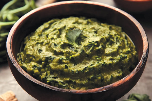 spinach masiyal mildly spiced spinach and lentil Simply Masala kit for Indian cooking 